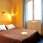 & Hotel