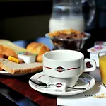 Hotel & 3*