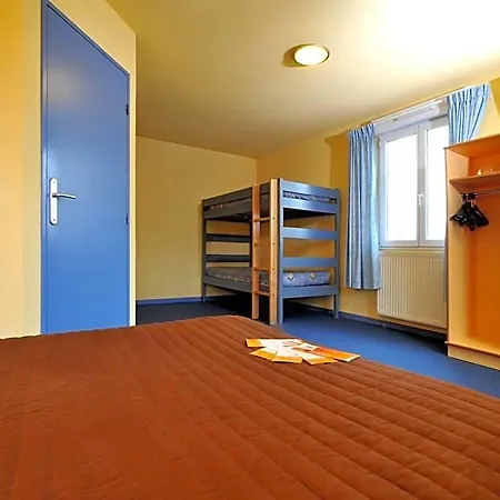 & Hotel 3*