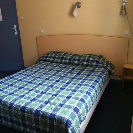 Hotel Hôtel&résidence Avermes